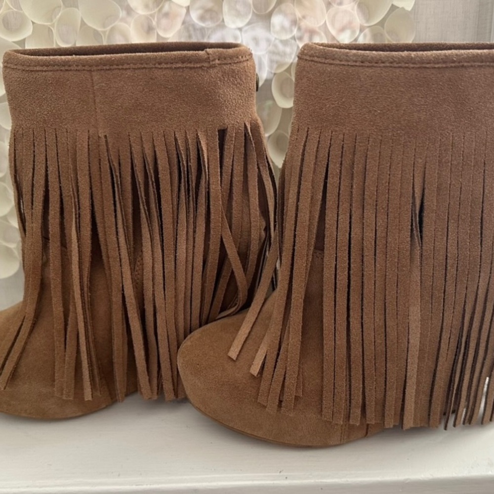 Koolaburra Suede Fringe Wedge Boots in Tan